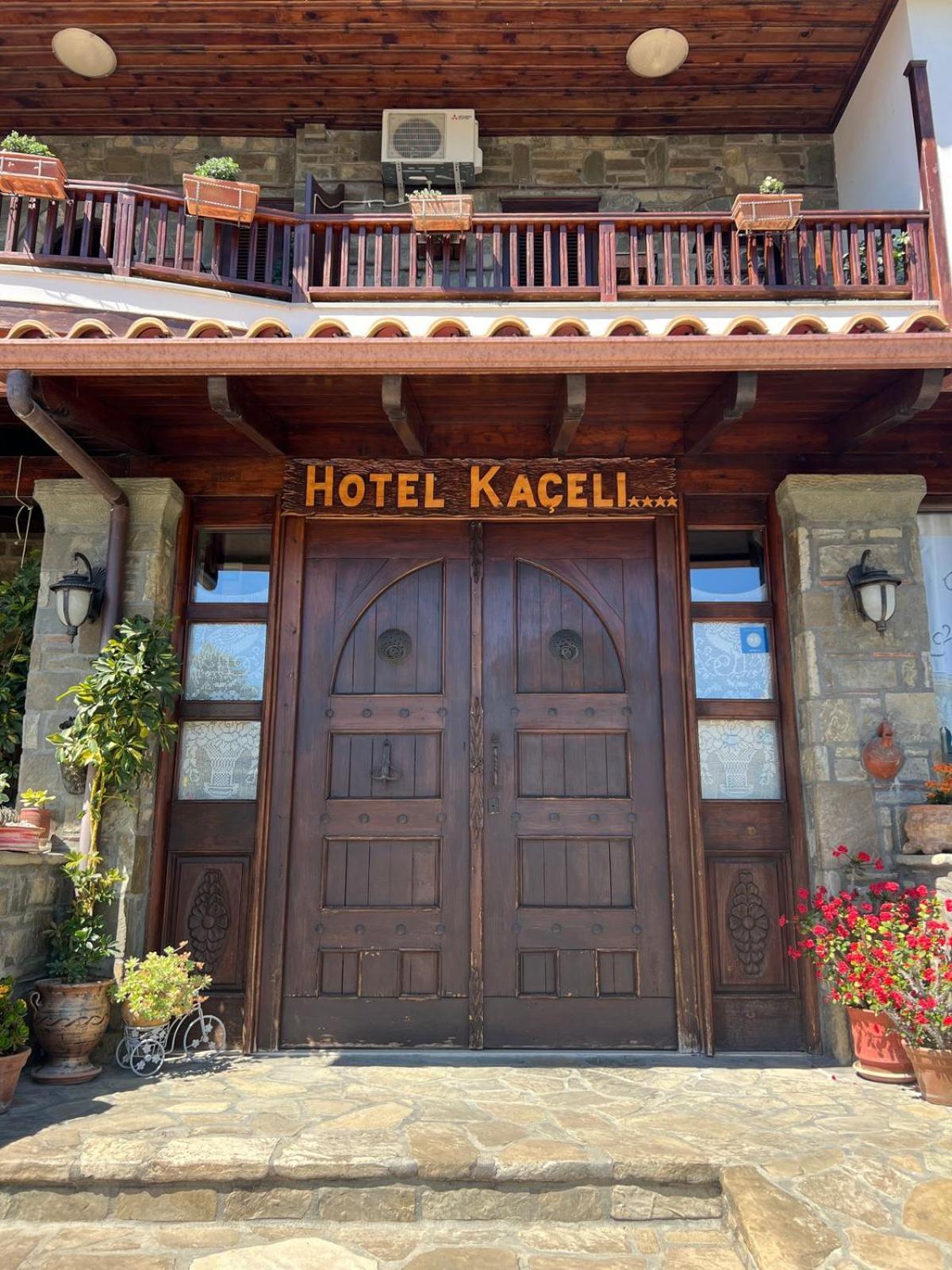 Hotel Kaceli Berat Exteriér fotografie